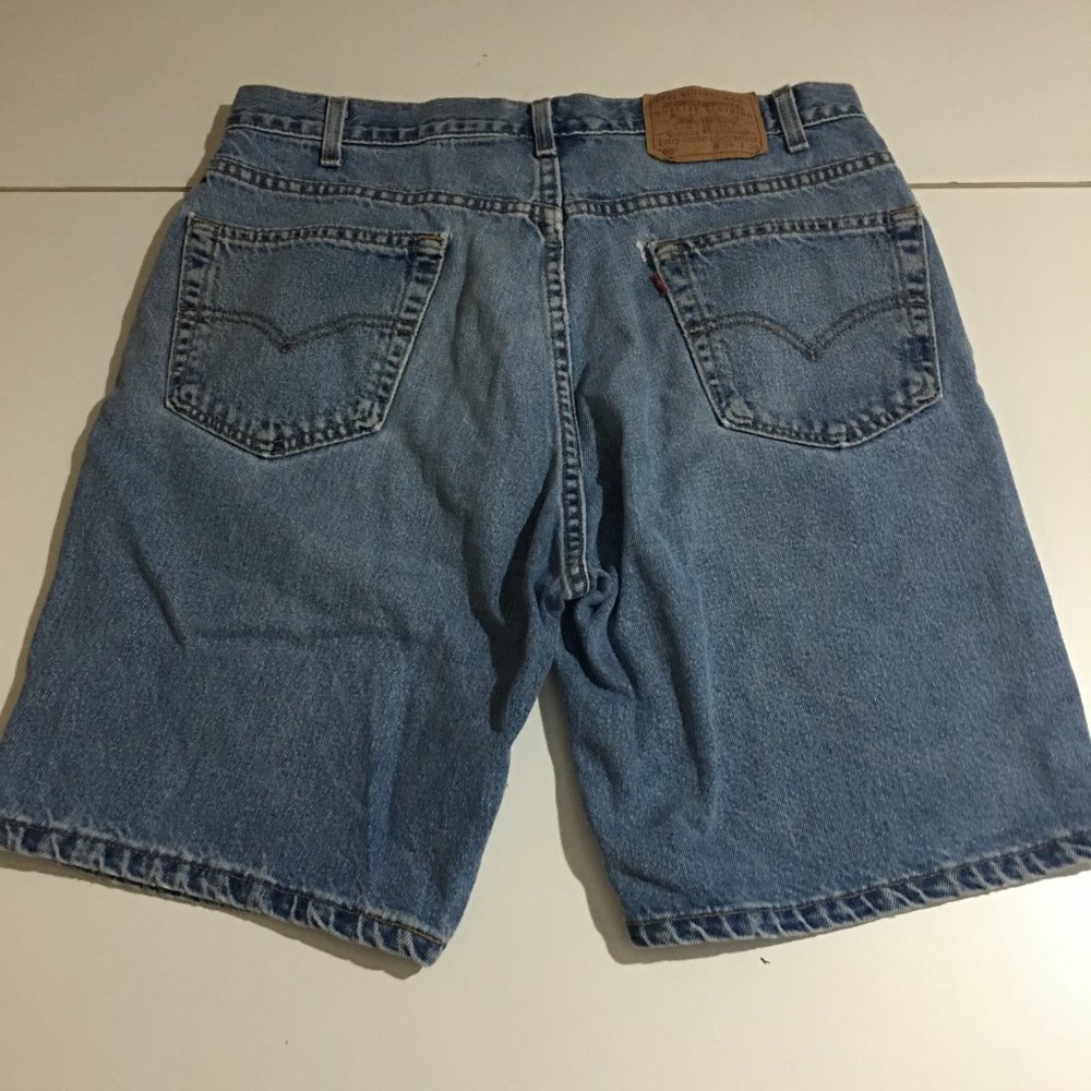 Vintage Levi's 505 Regular Fit Mens Denim Jean Shorts Size 36